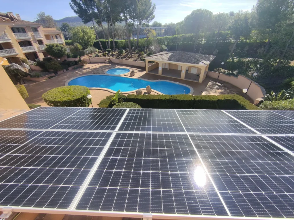 paneles fotovoltaicos en comunidad